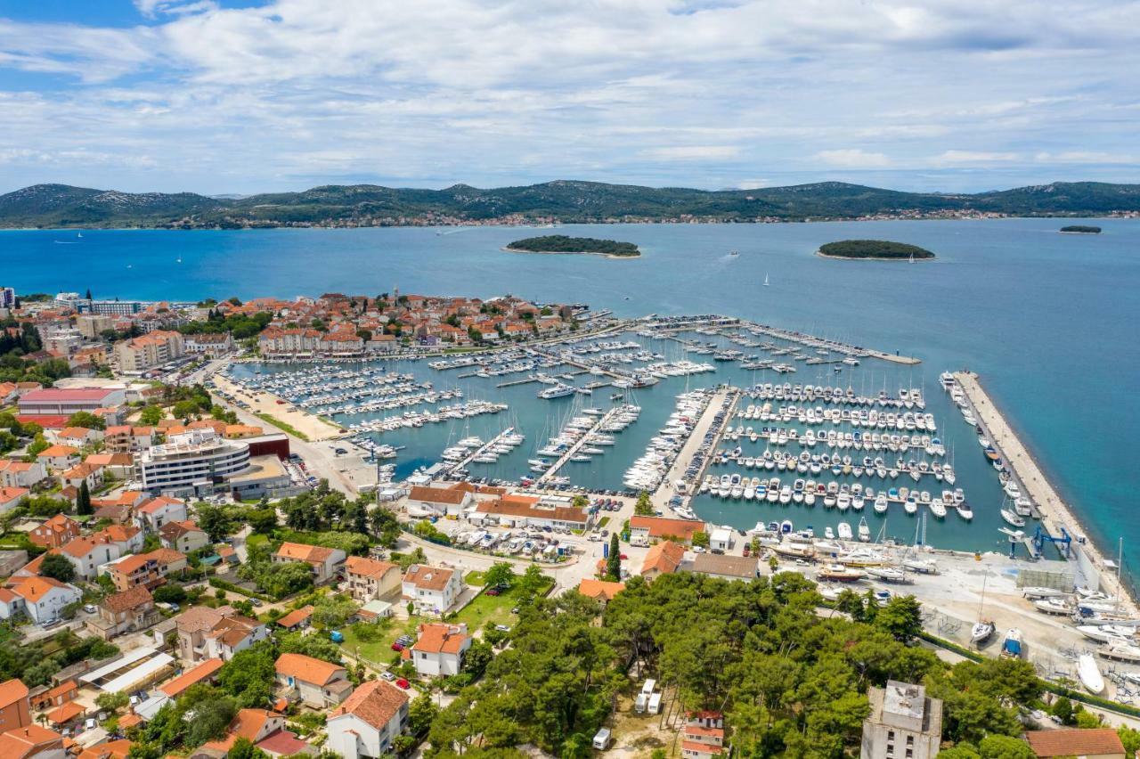 Hotel Hygge Biograd Na Moru Exterior foto